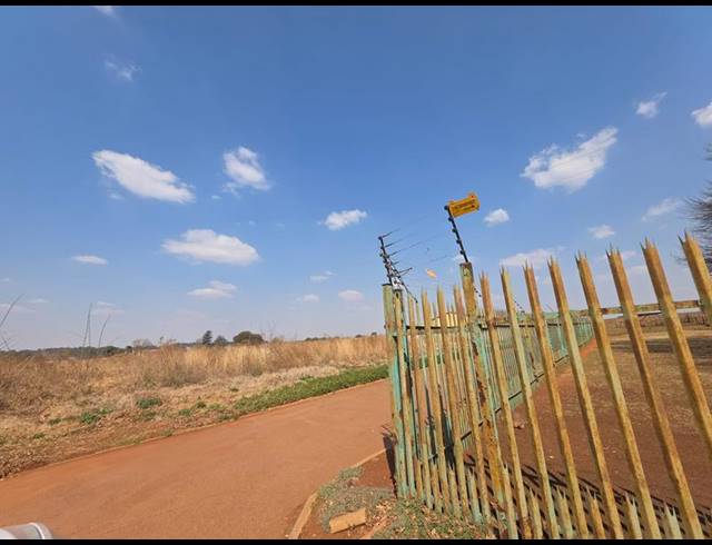 LAND FOR SALE IN BREDELL